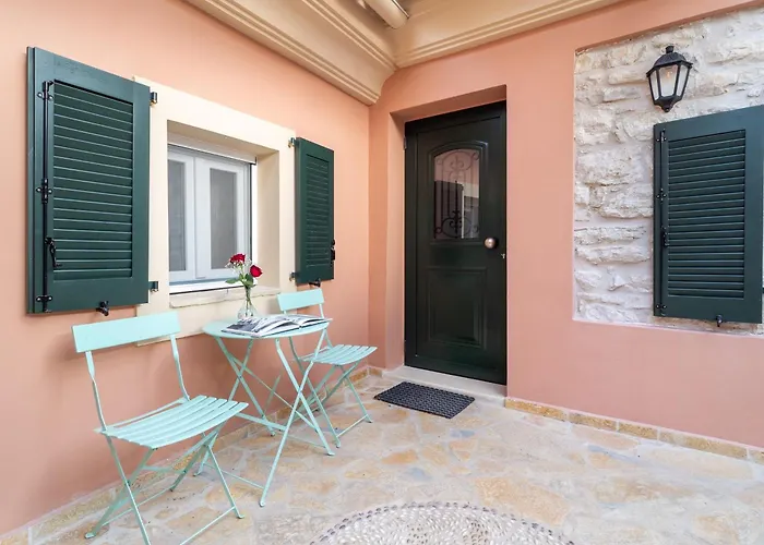 Sole - Near Corfu Port شقة *